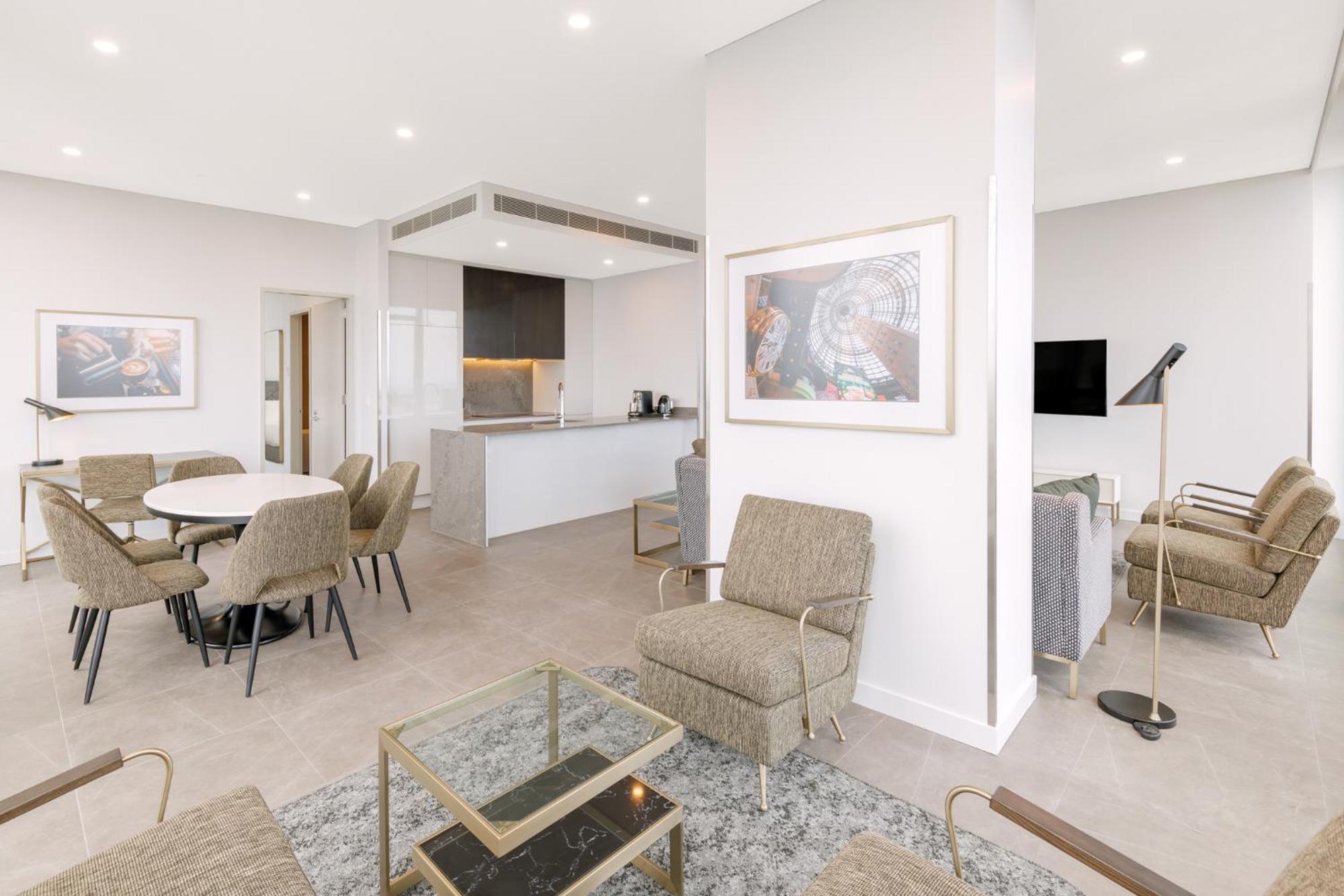 Meriton Suites Melbourne Exteriör bild Interior of a typical apartment