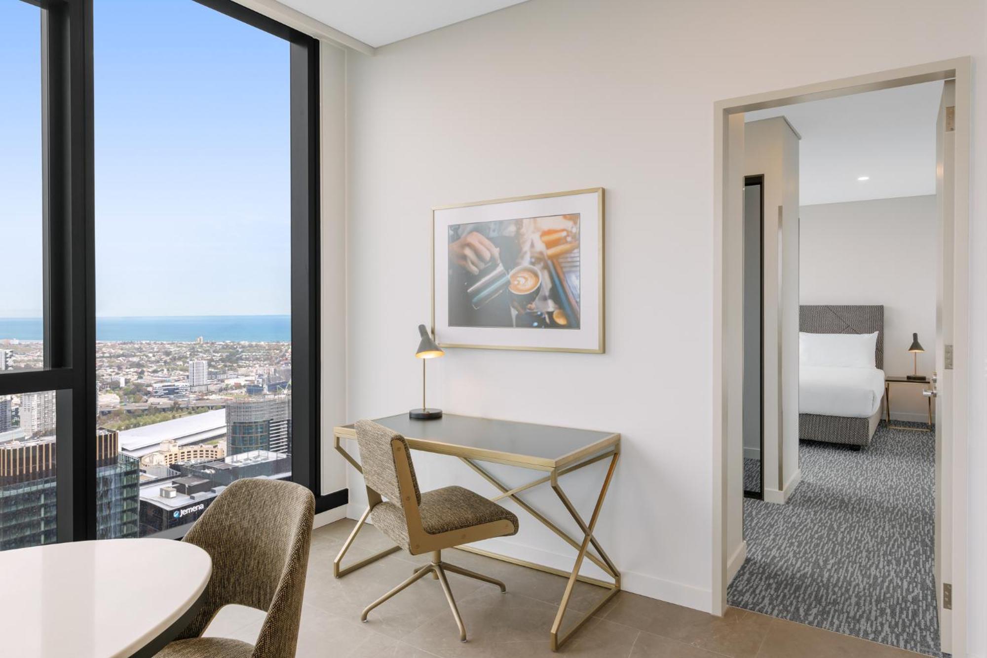 Meriton Suites Melbourne Exteriör bild Interior of a typical apartment
