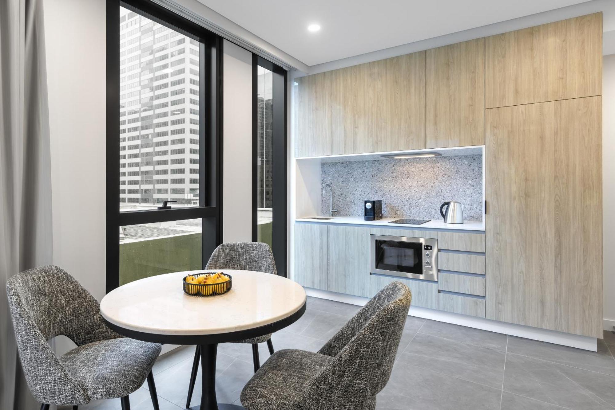 Meriton Suites Melbourne Exteriör bild Kitchen
